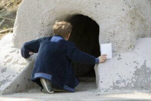 Disinhibited Social Engagement Disorder in Children