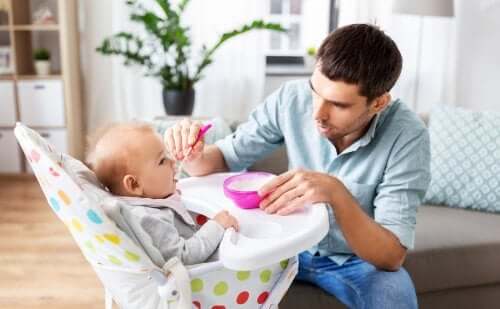 Father providing alimentary support.