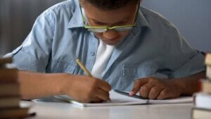 7 Paper and Pencil Games to Enjoy with Your Family