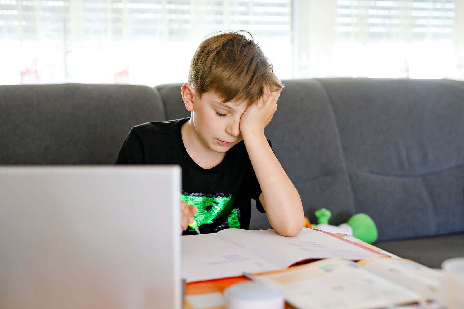 How to Help a Teenager with Learning Disabilities