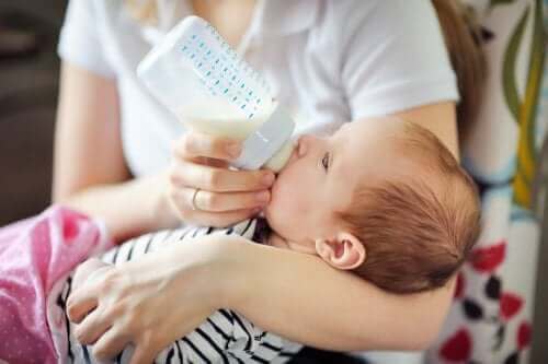 The Risks of Using Artificial Baby Formula