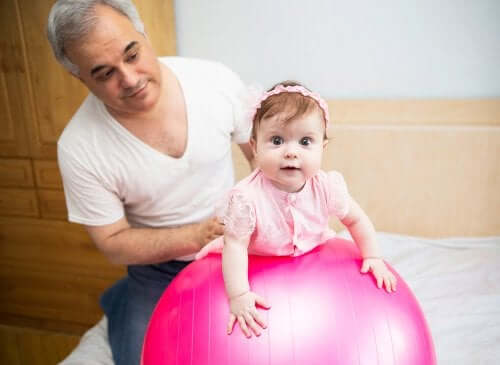 The Benefits of Physical Therapy for Infant Colic