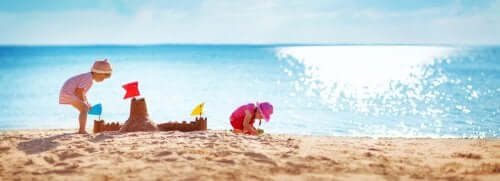 Safety Rules for Going to the Beach with Children