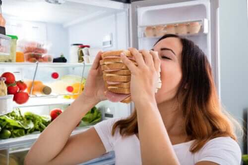 The Relationship Between Anxiety and Food