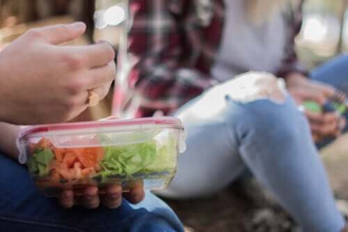How to Prepare a Healthy Lunch Box