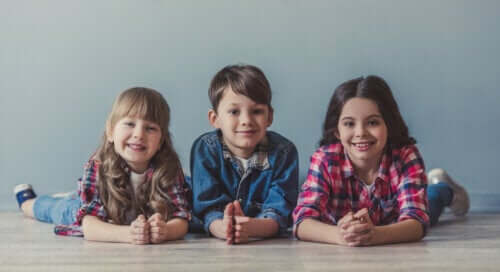 Middle Child Syndrome: What You Should Know