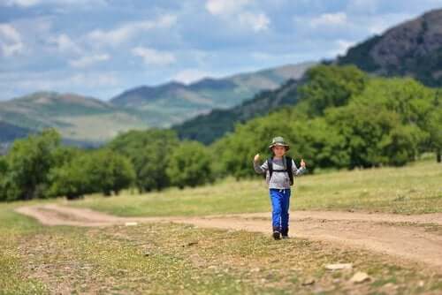 6 Things to Pack for a Family Outing
