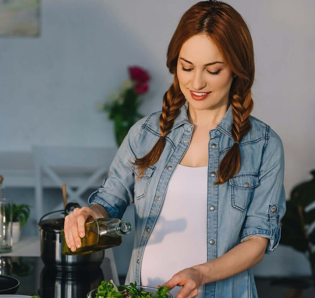 3 Benefits of Olive Oil During Pregnancy