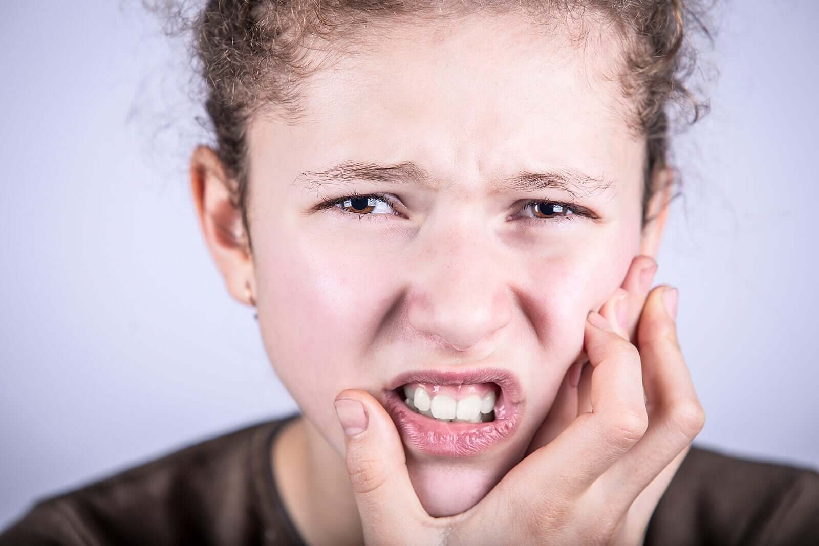 Gingivitis in Children: Symptoms and Treatment