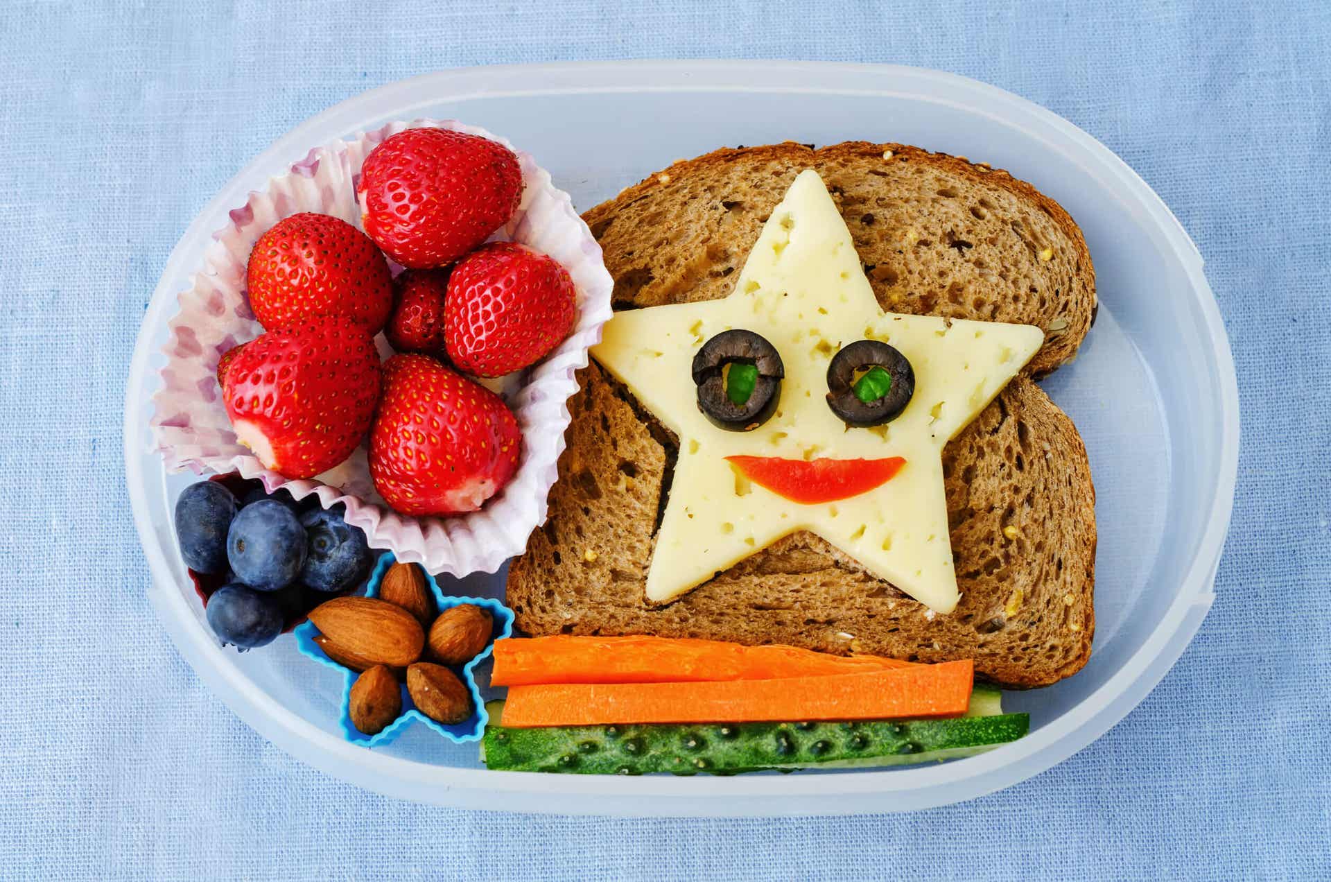 Afternoon Snacks for Children: Tips and Ideas