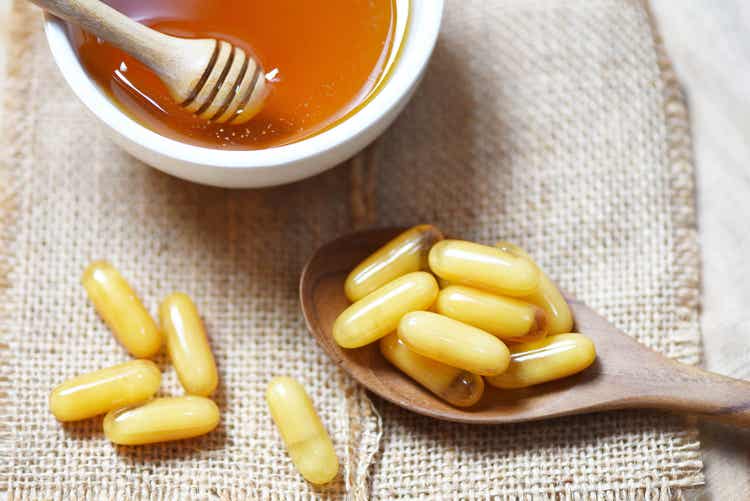 Royal Jelly During Pregnancy: Is It Recommended?