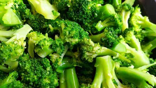 Cooked broccoli.