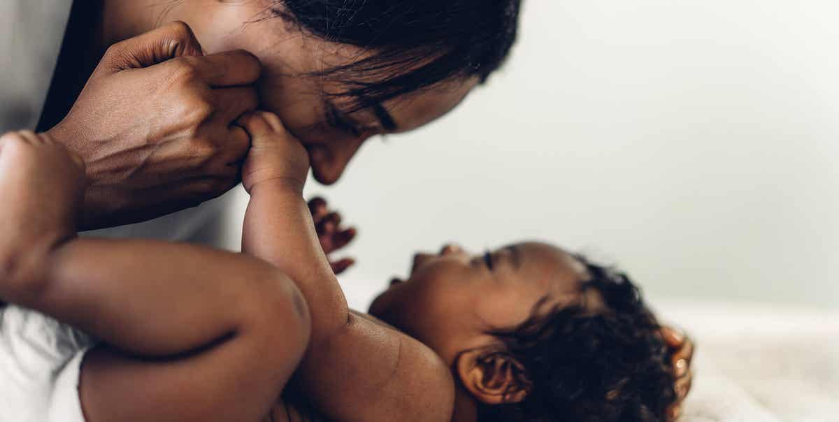 8 Ontwikkelingsoefeningen voor baby's van 7 tot 9 maanden