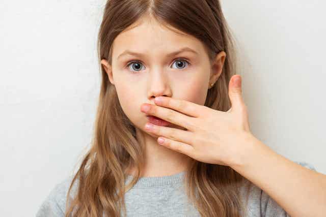 En förvånad flicka.