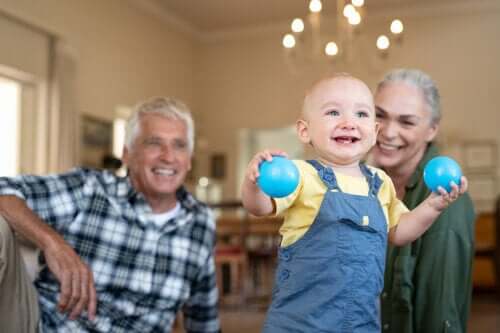 8 Development Exercises for 7-to-9-Month-Olds