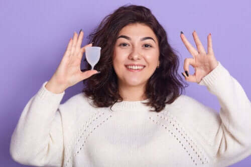 Menstrual Cups for Teenagers: What You Need to Know