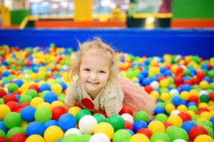4 Benefits of Ball Pits for Kids