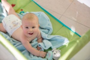 5 Keys to Buying a Portable Crib