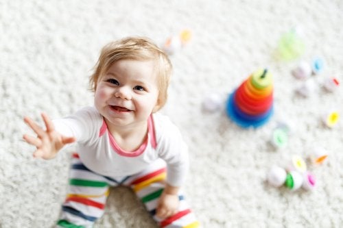 Exercises and Activities to Teach Your Baby to Sit