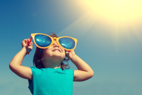 Sunglasses for Babies and Children: What You Should Keep in Mind