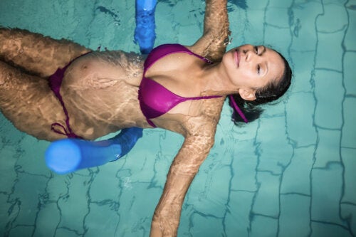 5 Exercises in the Pool for Pregnant Women