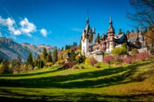 30 Romanian Names for Girls