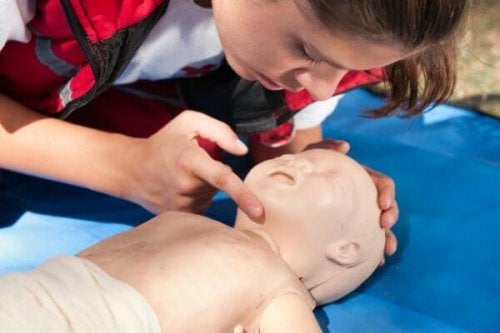 How to Resuscitate a Baby After an Accident