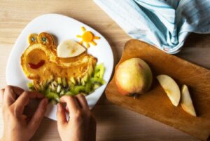 7 Psychological Keys to Getting Your Child to Eat