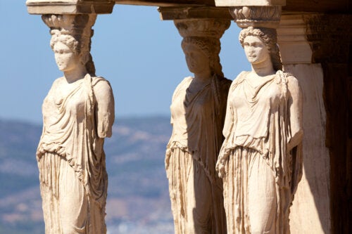 48 Names of Greek and Roman Goddesses for Girls