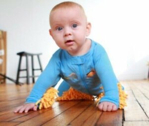 7 Games to Stimulate Crawling