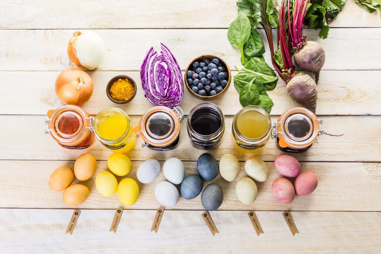 Natural colorants made from fruits and vegetables to dye Easter eggs.