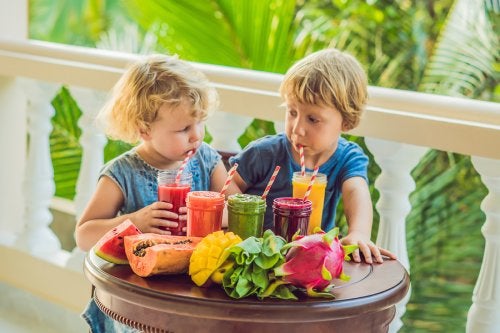 10 Fruit Smoothies for Kids