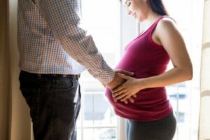 Your Baby's First Kicks: Everything You Need to Know