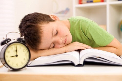 Teach Your Child Not to Procrastinate