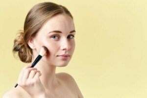 The Risks of Contouring with Sunscreen