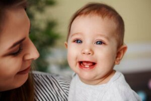 7 Frequently Asked Questions About Baby Teeth
