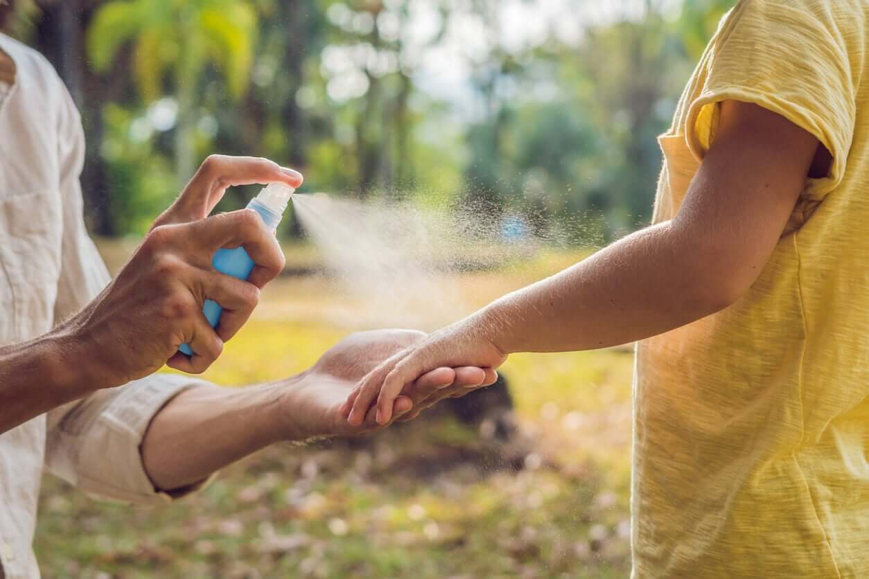 Een spray kan verkoeling brengen na een beet