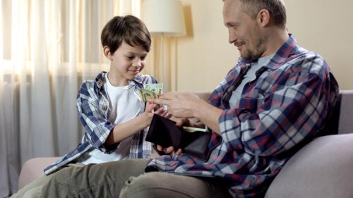 Giving Money to Your Children: What to Take Into Account?