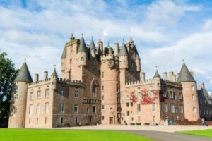 20 Scottish Girl Names That You'll Love