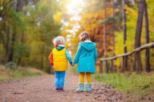 Dependent Relationships Between Siblings
