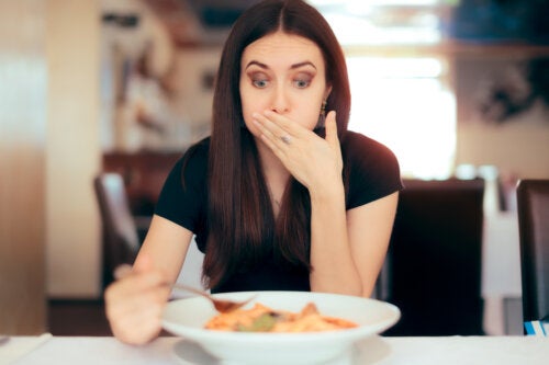 All Food Makes Me Feel Sick During Pregnancy: What Can I Do?