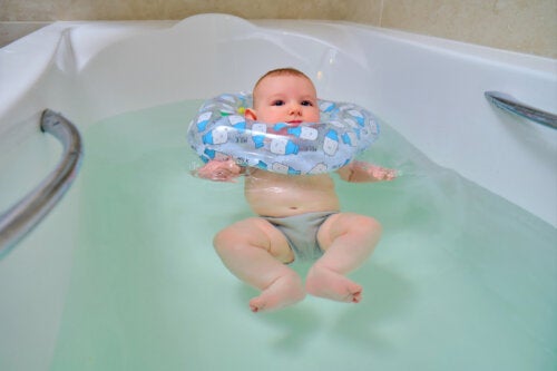 Neck Floaties for Babies: Are They Safe?