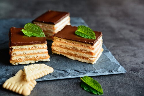 Cookie and Chocolate Cake Recipe