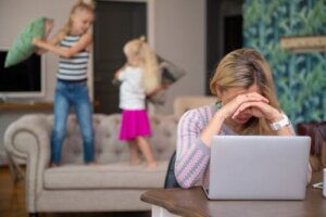 How Caregiver Syndrome Affects Fathers and Mothers
