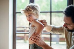 Is Atopic Dermatitis Transmitted from Parents to Children?