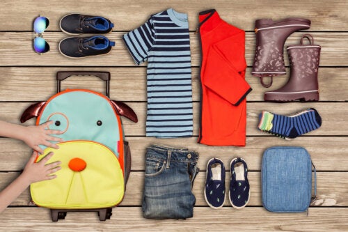 How to Teach Children to Pack for Vacation?