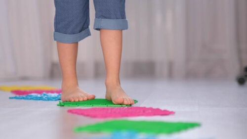 Bite Problems in Children and Their Footprint: How Are They Related?