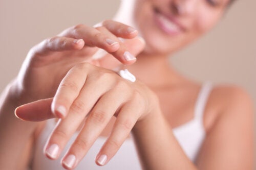 How to Take Care of Your Hands During Pregnancy