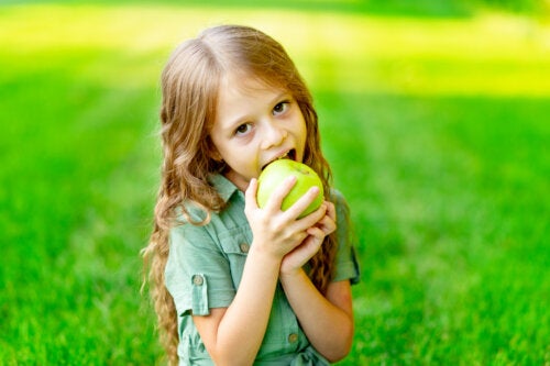 4 Healthy Foods that Are Beneficial for Children's Teeth