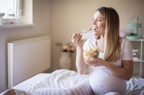 The 3 Essential Nutrients, Vitamins, and Minerals During Pregnancy